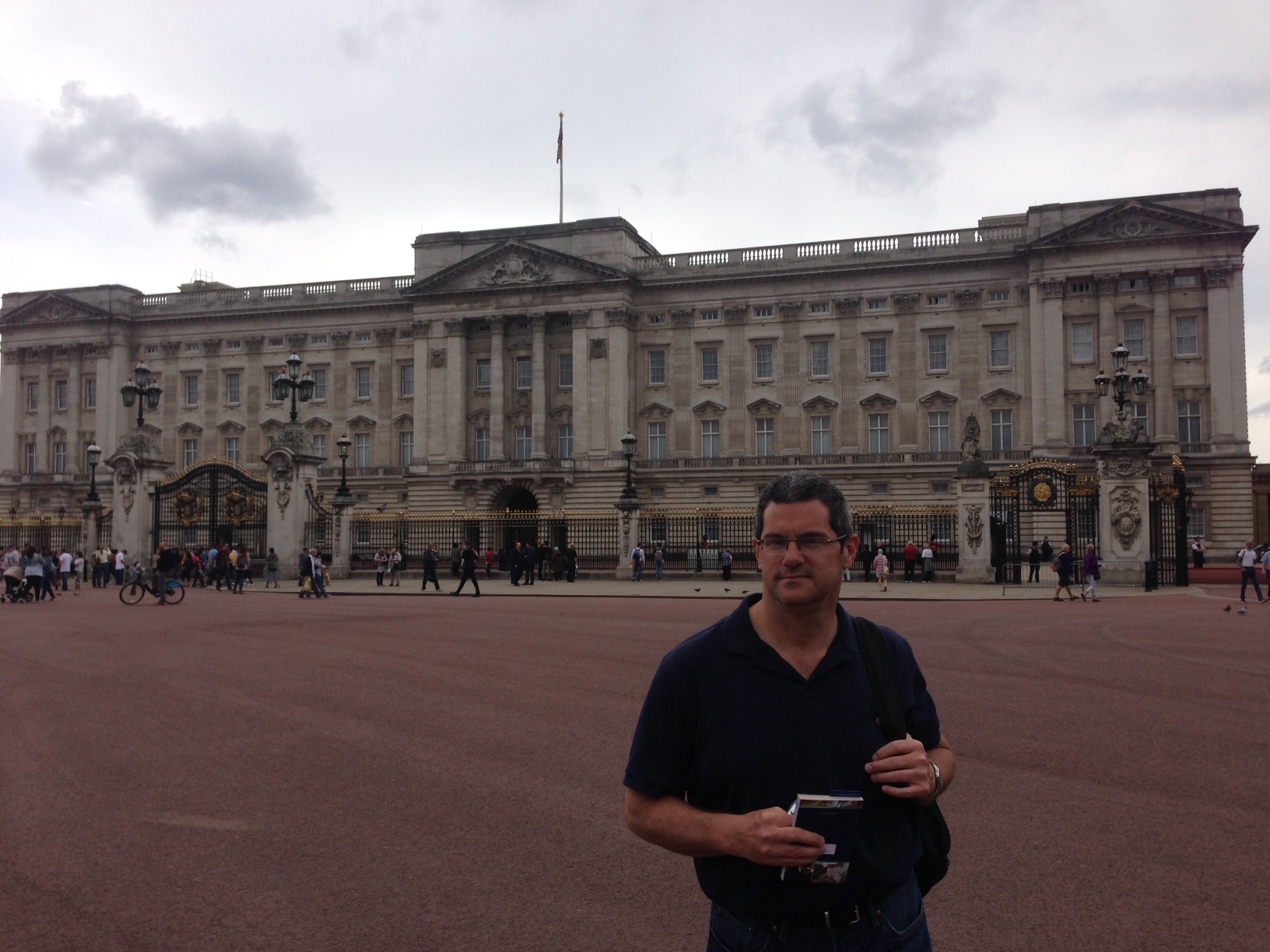 Buckingham Palace wasn't open for tourists when we were there in 2014, but I will get to go inside this time. 
