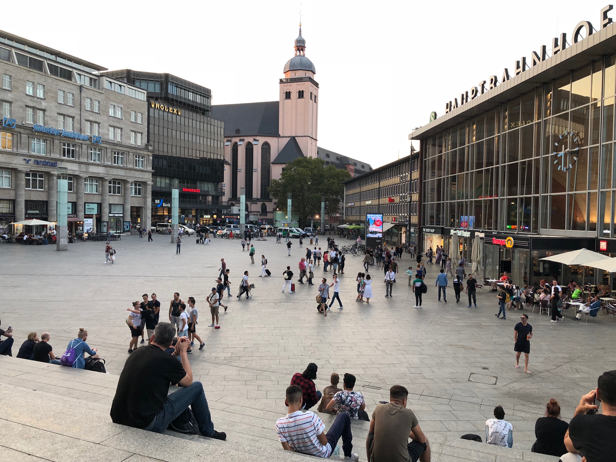 The view of the square outside Hauptbahnhof from where I'm sitting