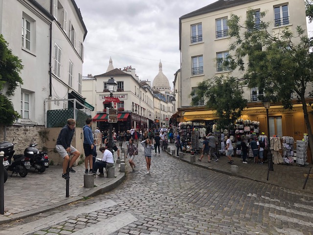 Fun intersection with Sacre Coeur in the background 