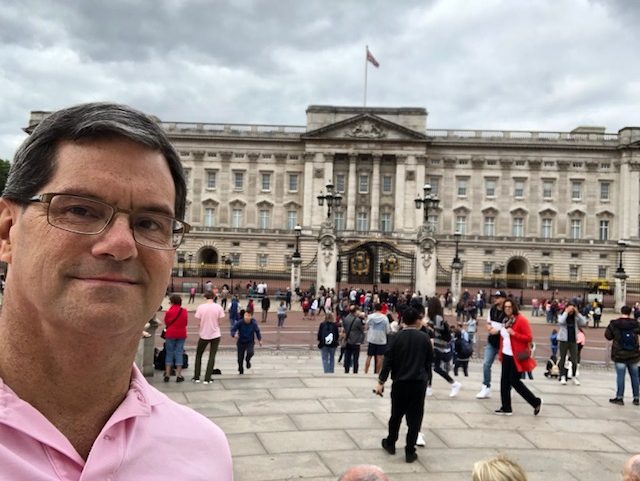 Me in front of Buckingham Palace