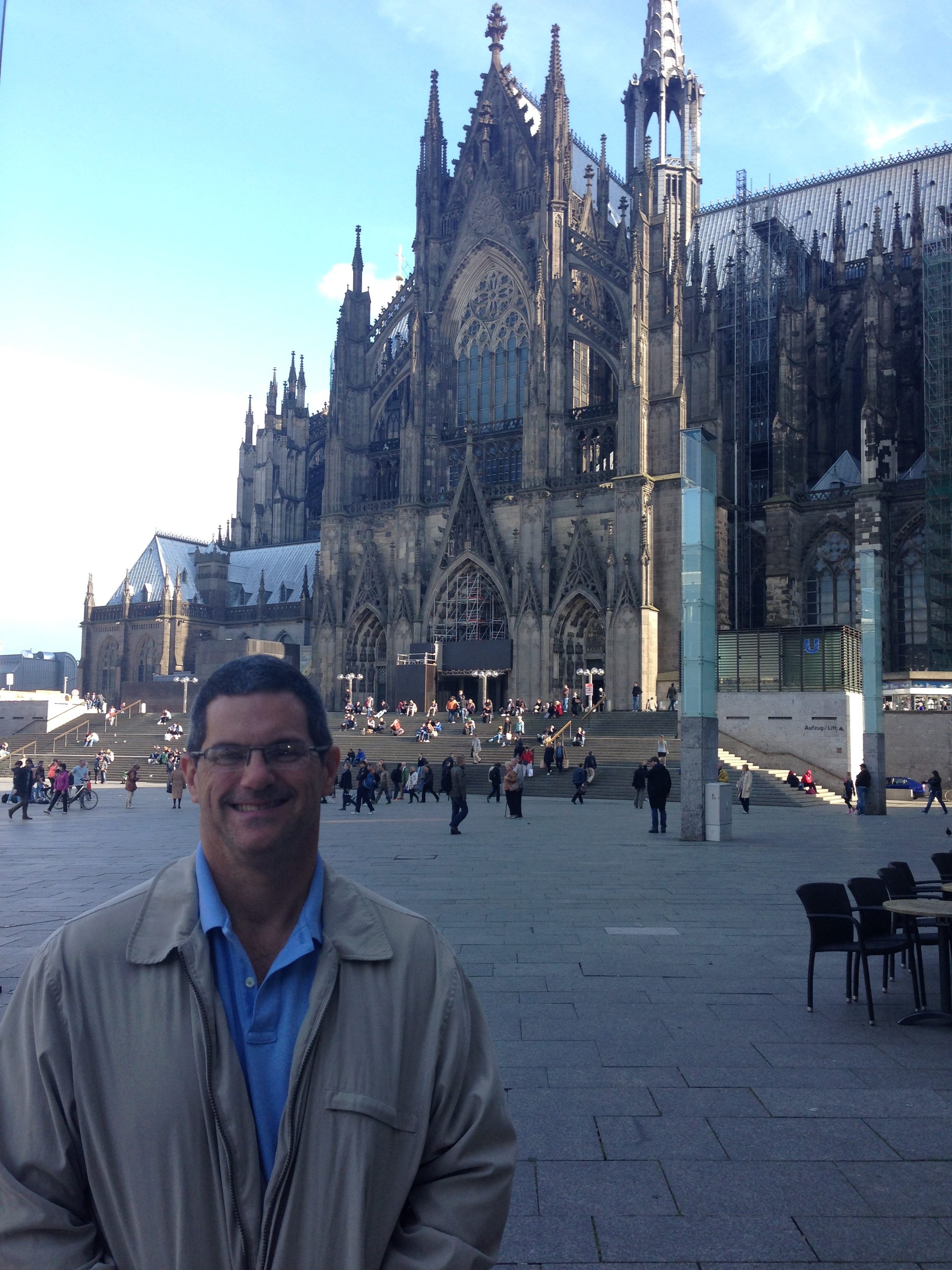 Cologne Cathedral next to the square outside the central train station