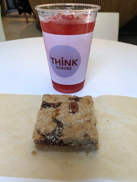 Hibiscus iced tea and a fig coconut bar