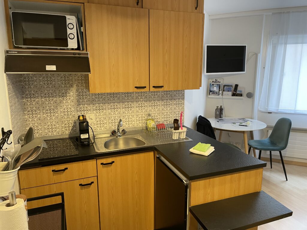 Room showing the kitchen area 